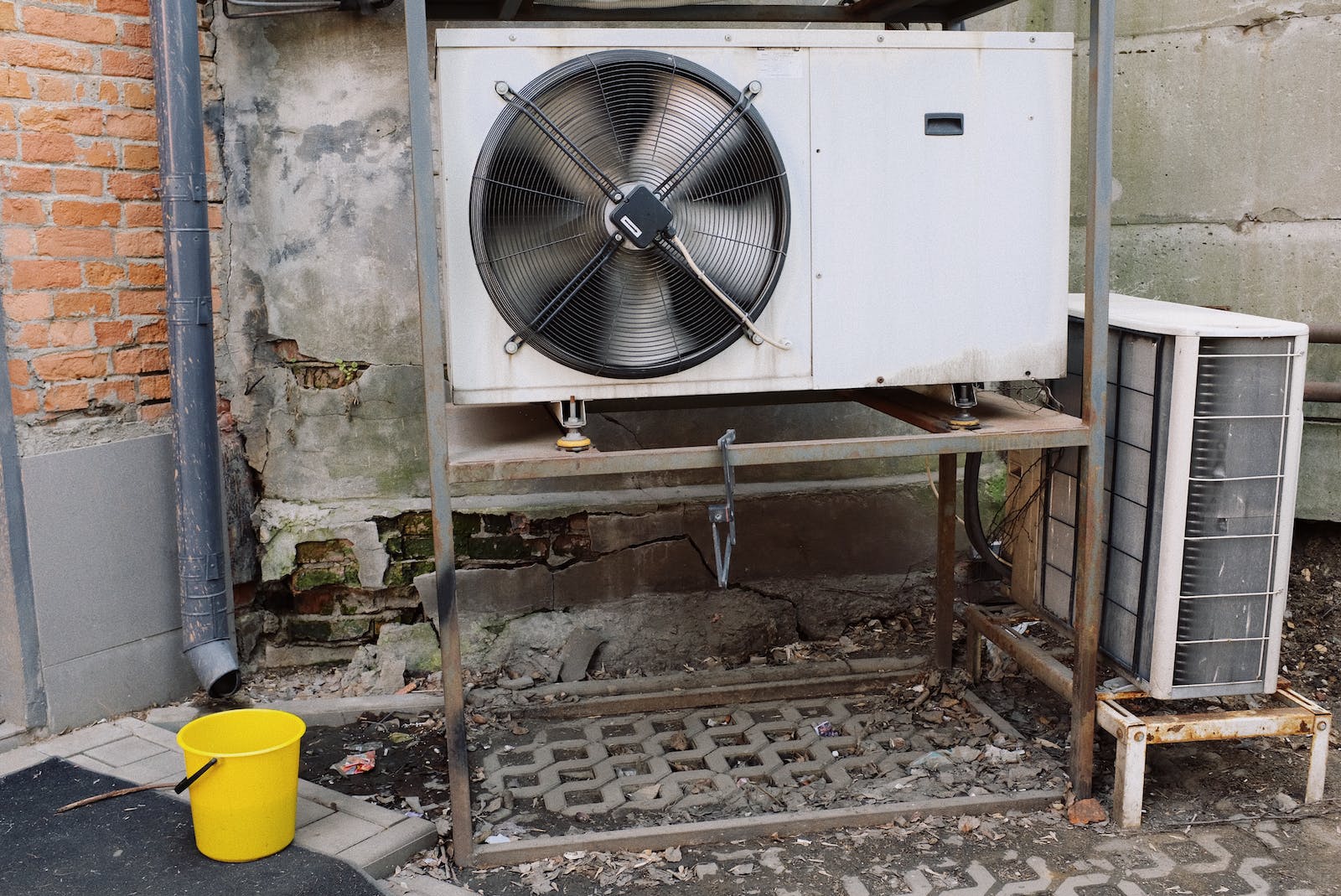 HVAC (Heating and Ventilation)